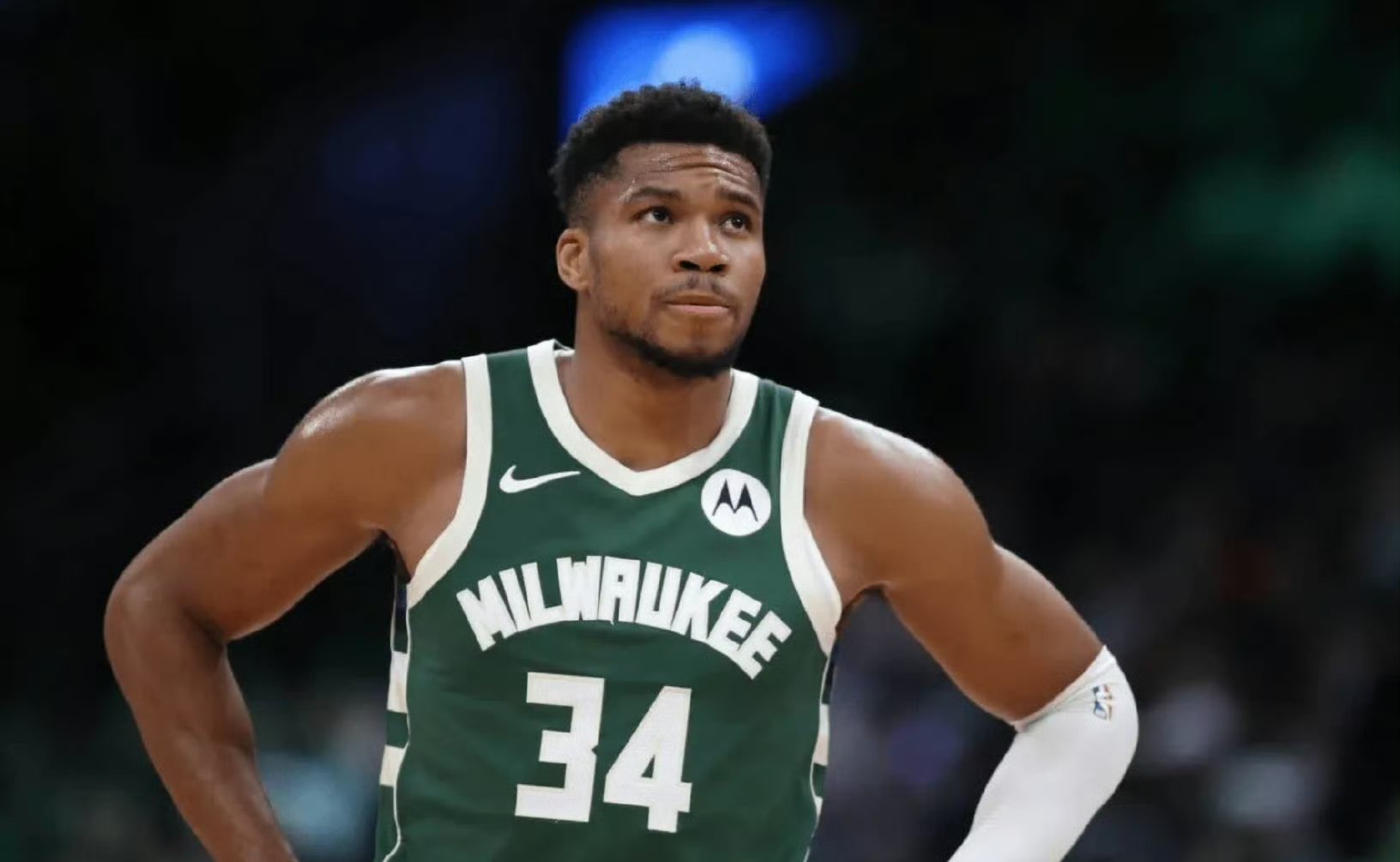 开云体育-字母哥连续三场比赛得分超过爆冷，利物浦不断突破！全场沸腾不已(字母哥的防守有多强)