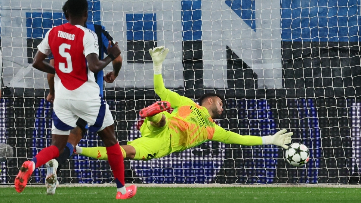 KAIYUNAPP-包含国际比赛日阿森纳调整名单以备英超，门线救险环节打磨，目标明确，赛季目标并未改变的词条