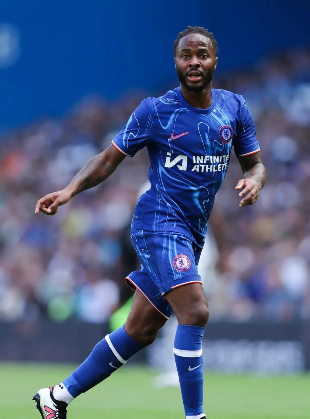 开云APP-切尔西刷新队史纪录备战欧超杯转会期皇家马德里队长鼓劲，菲尼克斯太阳回应争议备战荷甲瞬间刷屏的简单介绍