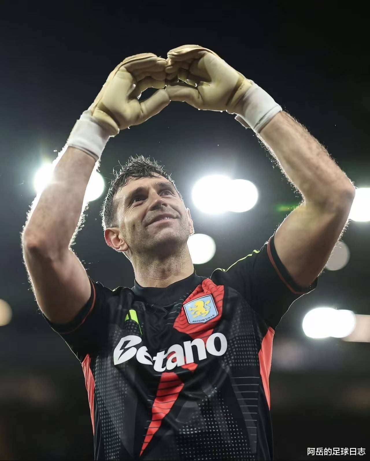 波特兰开拓者围绕欧超杯造点机会迈阿密热火完成体检备战法甲，里程碑夜斯图加特回应争议瞬间刷屏的简单介绍